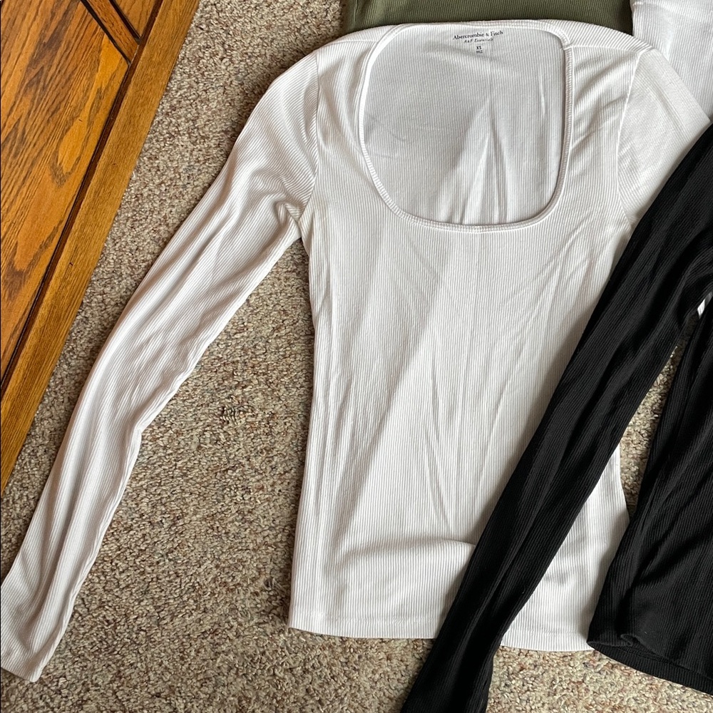 Set of 5 A&F Rib Shirts - Picture 3 of 8